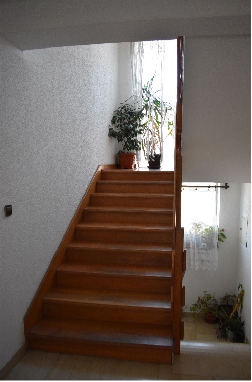Stepenice u Apartmanima Konjarik